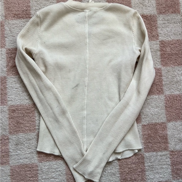 Skims waffle knit Henley cream colored long sleeve top with buttons - Picture 2 of 7